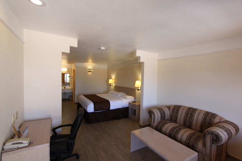 Texas Inn & Suites Pharr/San Juan Exterior foto